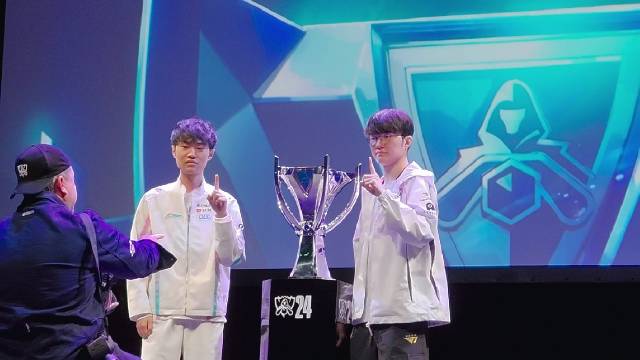 Faker：过去太过注重于夺冠的title 这次为了粉丝为了队友会用尽全力